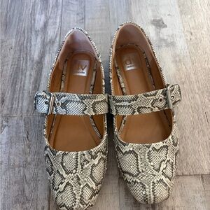 DV by Dolce Vita Women's Snake-Print Mary Jane Flats in Black & White